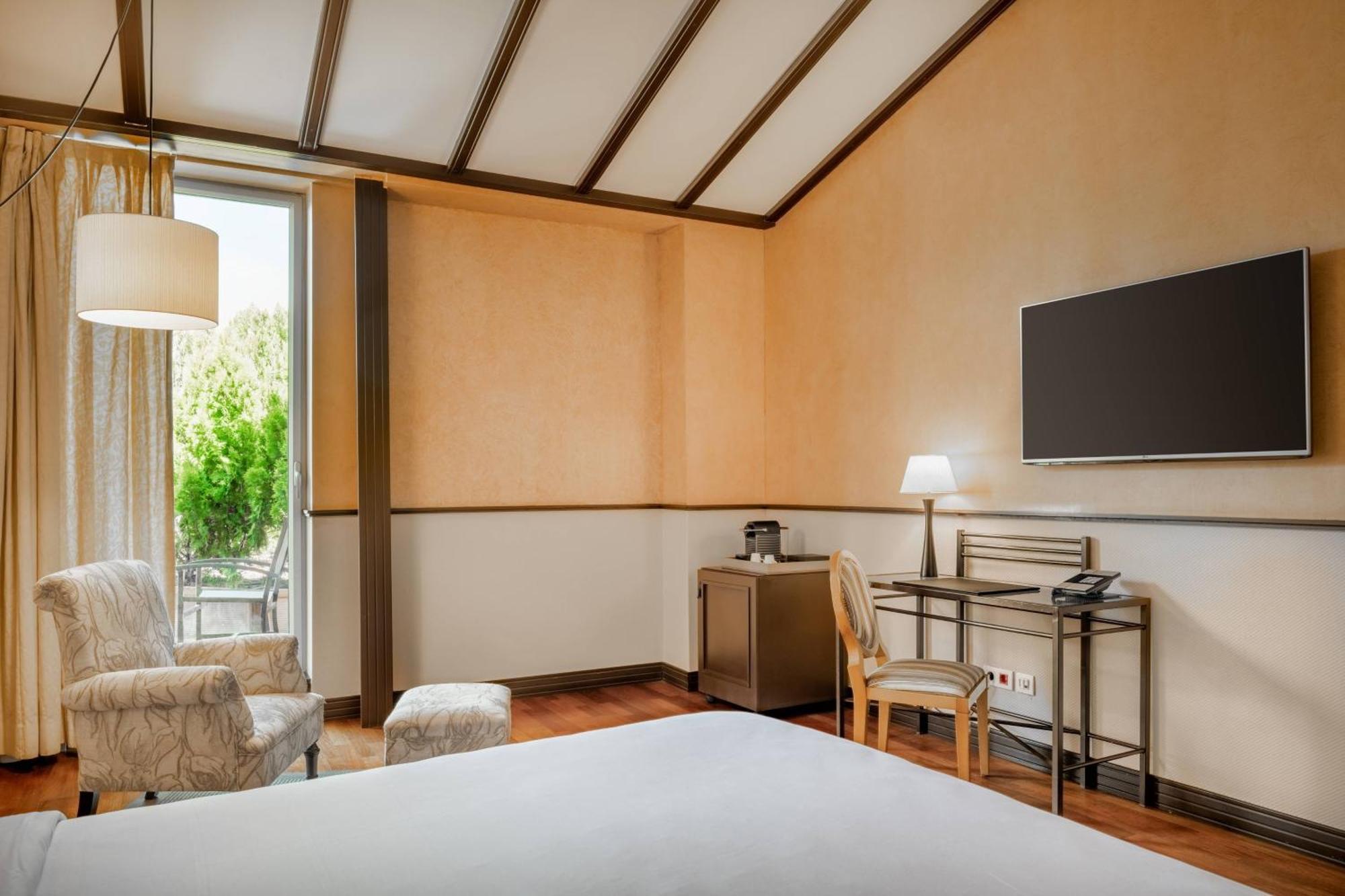 Ac Hotel Ciudad De Tudela By Marriott Dış mekan fotoğraf
