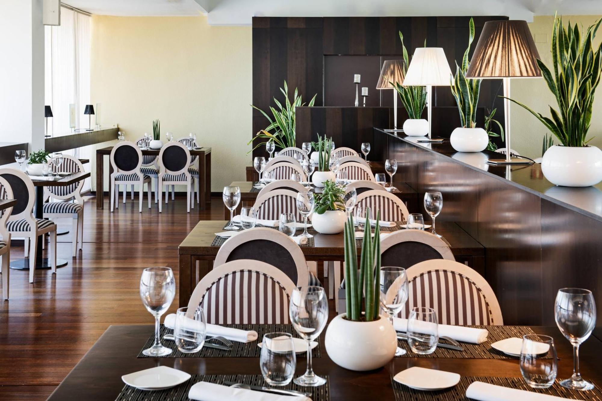 Ac Hotel Ciudad De Tudela By Marriott Dış mekan fotoğraf