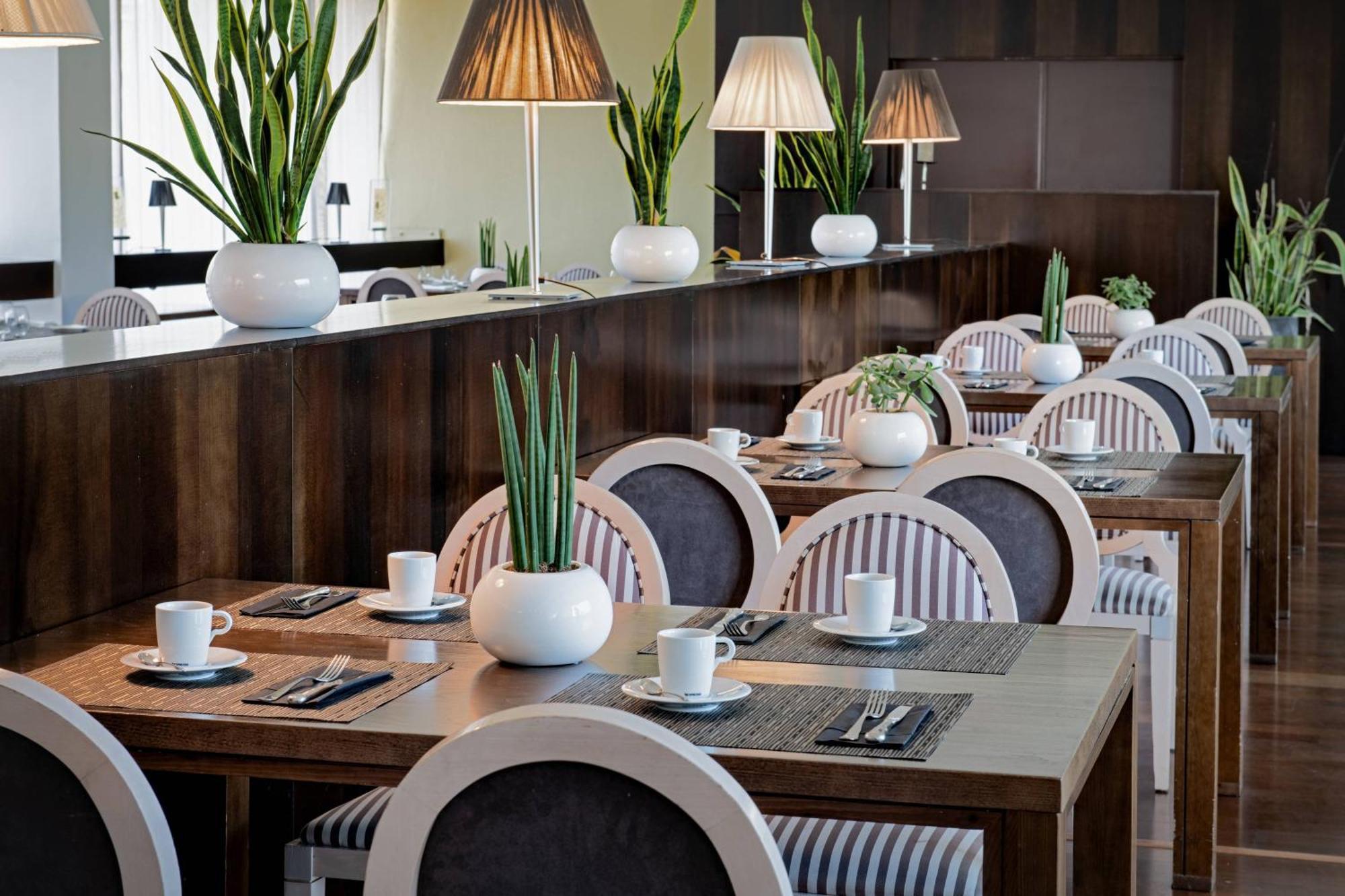 Ac Hotel Ciudad De Tudela By Marriott Dış mekan fotoğraf