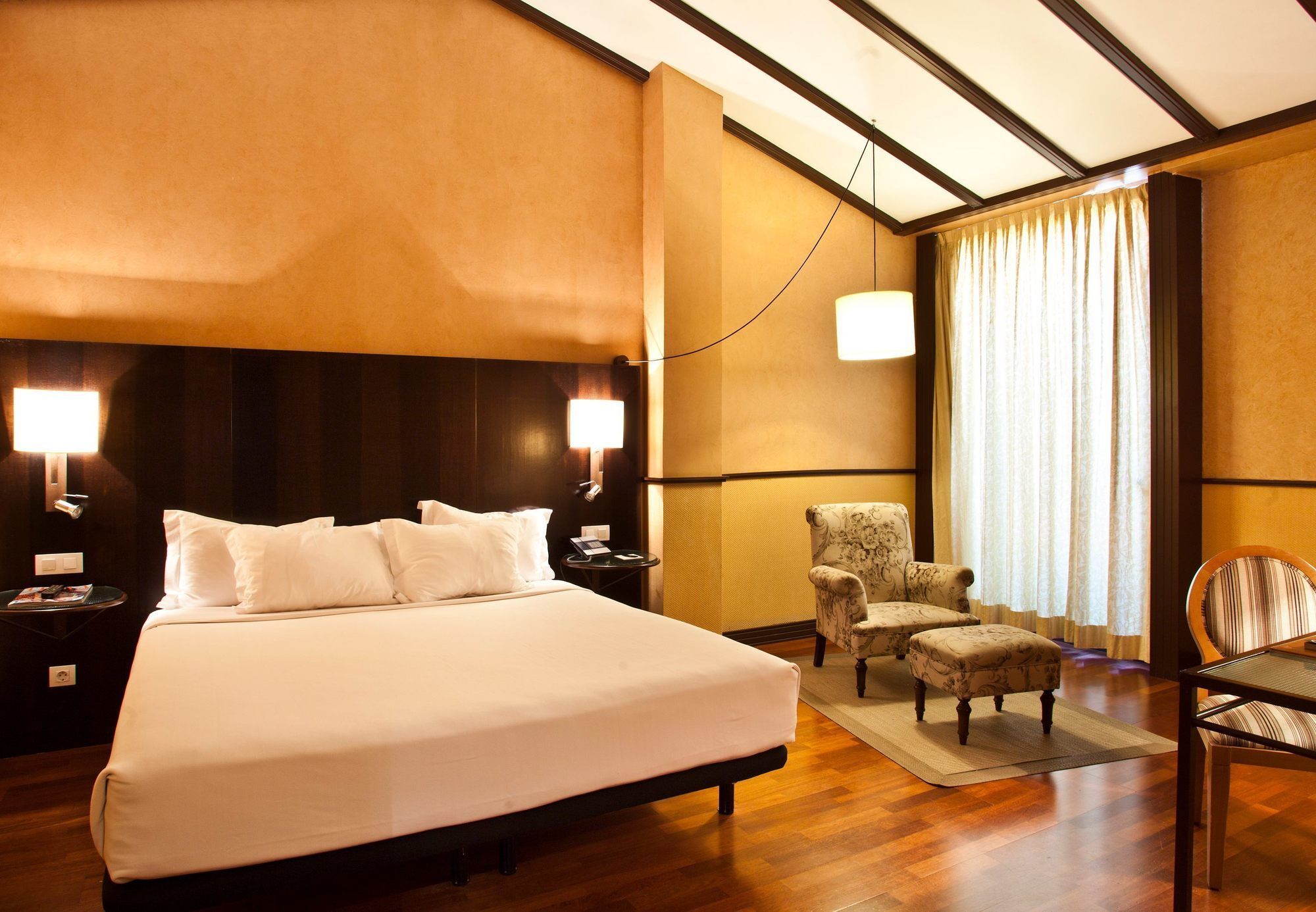 Ac Hotel Ciudad De Tudela By Marriott Oda fotoğraf